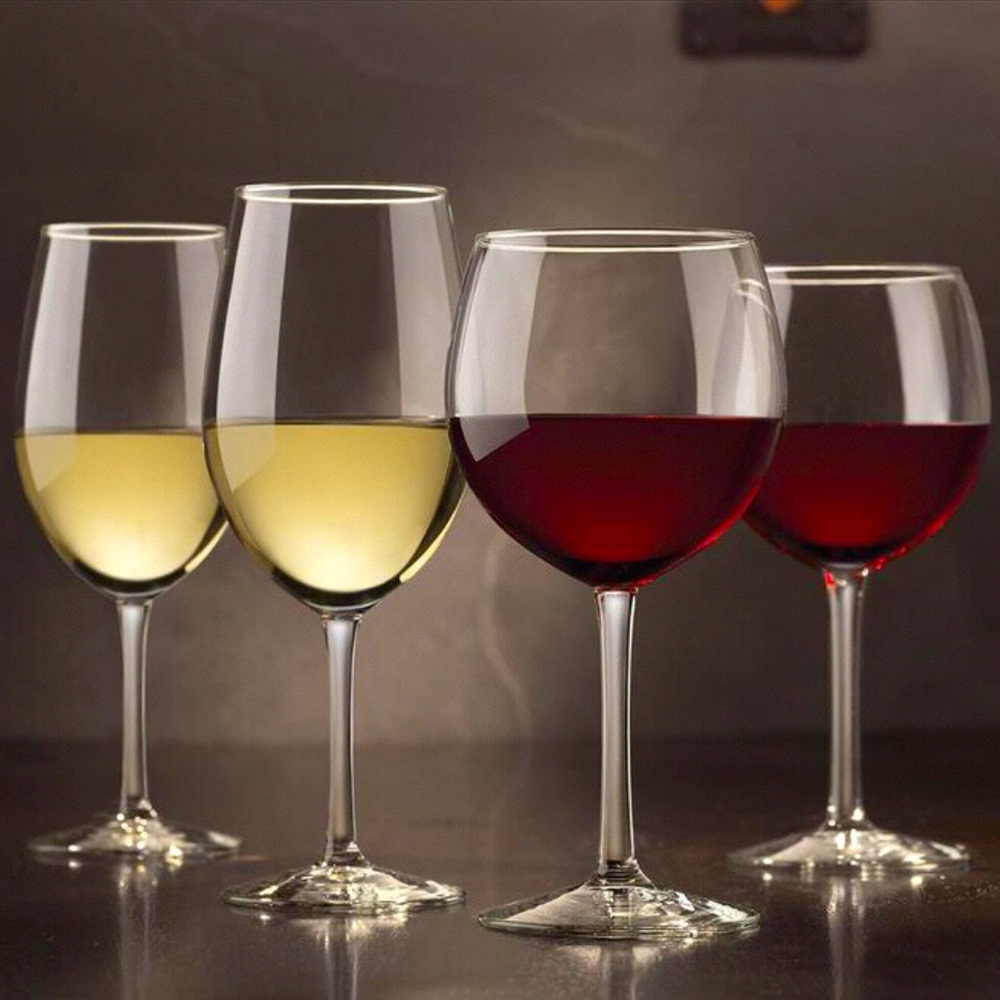 New in box Libbey Vineyard reserve 12 piece wine glass set.